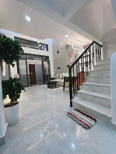 Nguyễn Hữu Cảnh gần 50m2, 3 tầng, giá 5.35 tỷ