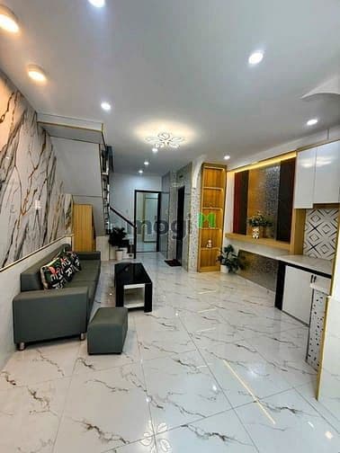 Vài bước tới ĐH Văn Lang- Dương Quảng Hàm ,Vip GV - Chỉ 3.35 tỷ