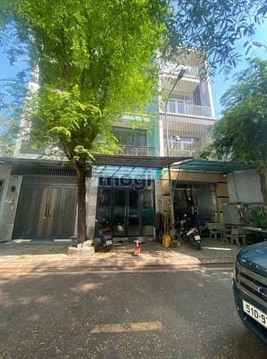Nhà hẻm 8m ngay chợ Cây Sộp, Nguyễn Văn Quá, Đông Hưng Thuận, Quận 12