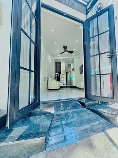 BÁN Nhà căn góc 2 MT hẻm 3m đường Phạm Văn Đồng giao Nơ Trang- Quận BT