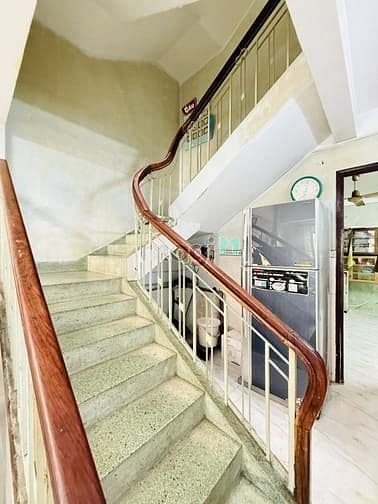 Bán nhà hxh Lê Đại Hành Q.11 - 4/4,2m x 13m 4 tầng chỉ 9,8 tỷ