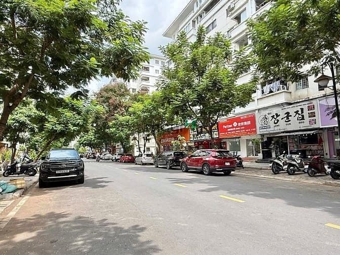 Bán Shophouse Hưng Vượng đường số 6 Phú Mỹ Hưng Quận7 gia 92tr/m2-12ty