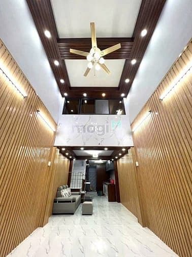 🏡 NHÀ 3 TẦNG _ KHU VIP Bến Vân Đồn Q.4,dt61m²,2 tỷ 140,ntdd,shr,1t1l