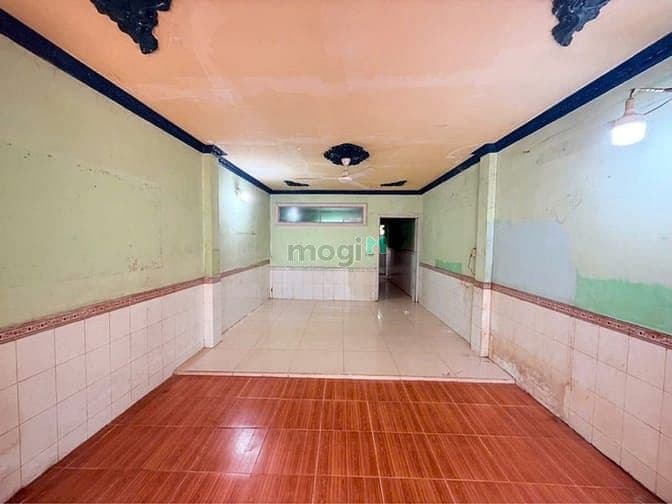 Nhà 75m2 giá chỉ hơn 4 tỷ – sát KCX Tân Thuận, tiện xây mới