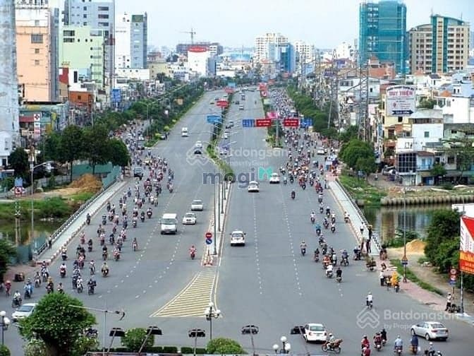 Bán nhà góc 3MT Võ Thị Sáu Quận 3, dt: 32x20m giá 380 tỷ TL