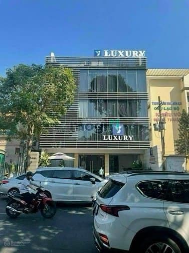 Bán nhà MT Lê Ngô Cát P7 Quận 3, dt:8x25m hầm 5 tầng giá 60 tỷ