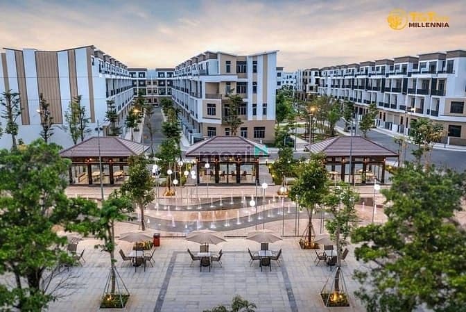 Tôi cần bán căn nhà phố 80m2, xẻ khe có sân bên hông rất đẹp ngay T&T