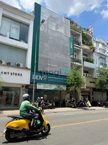 Bán siêu phẩm MT Võ Văn Tần P5 Quận 3, dt:9x20m 5 tầng giá 85 tỷ TL