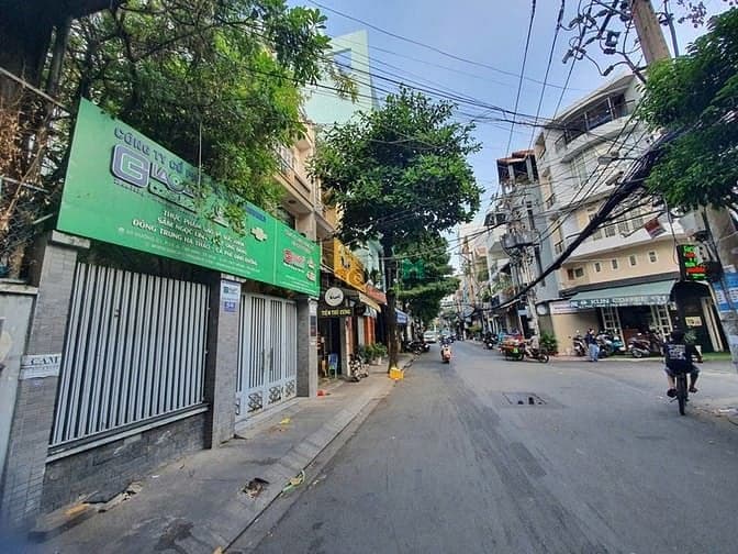 Bán nhà riêng tại 68, C1, p 13, Q.Tân Bình, TP.HCM, giá cực chất 38 tỷ