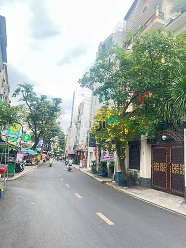Bán nhà mt Thép Mới Phường 12, Tân Bình. DT: 6,6x33m. Giá: 34,5 tỷ