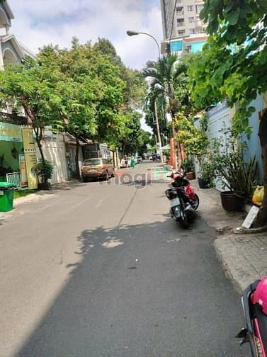 Bán nhà mt Quách Văn Tuấn, Phường 12, Tân Bình. DT: 4,3x24m.Giá:21,5tỷ
