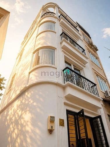 Nắng sau mưa thật đẹp - Nguyễn Văn Nguyễn Quận 1 - Công nhận 31m2 (4.2