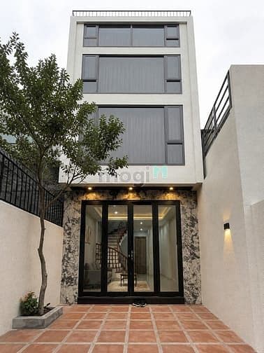 Phố Lệ Mật 12,2 Tỷ nhà 70m mới xây