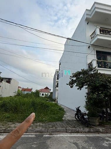 Bán Lô Đất 100m2, 1,35 tỷ, Sát khu Nghỉ Dưỡng và Cổng Khu Công Nghiệp
