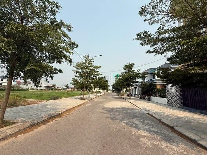 Bán Lô Đất 90m2_1,83 tỷ, Cạnh khu Nghỉ Dưỡng và Sát Khu Công Nghiệp