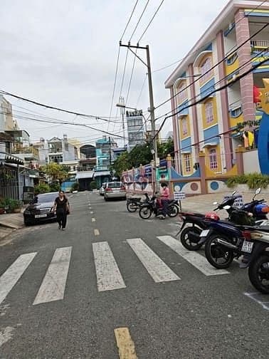 💯FULL NỘI THẤT💃Nhà mới xây MTKD Cư Xá PL D - 4x17,5m 5 tầng 6PN 7WC