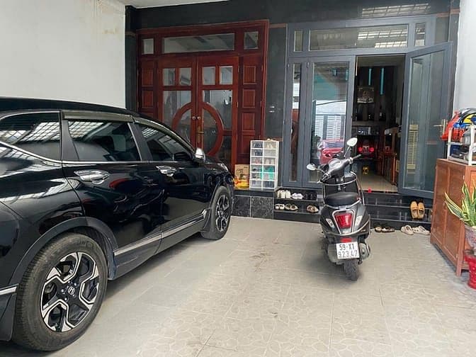 Bán Nhà 1 Trệt 1 Lầu Mặt Tiền Đường 147 Phước Long B,DT 120m2 Ngang 6m