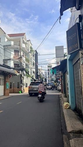 Vip Bảy Hiền - 142m2 Ngang 6.3m - Xe hơi vào nhà - Chỉ hơn 16 tỷ
