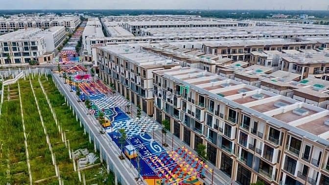 Sở hữu ngay căn shophuose diện tích 126m2 vị trí đẹp nhiều ưu đãi