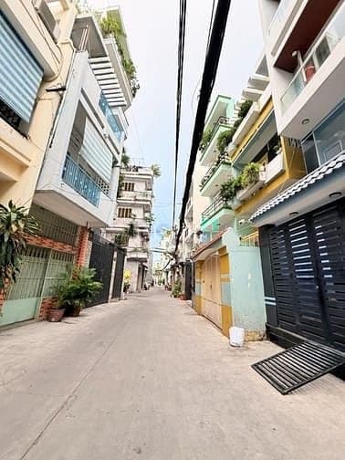 Bán Nhà Quận 10 52M2 3 Tầng 3 PN - 8 Tỷ 9