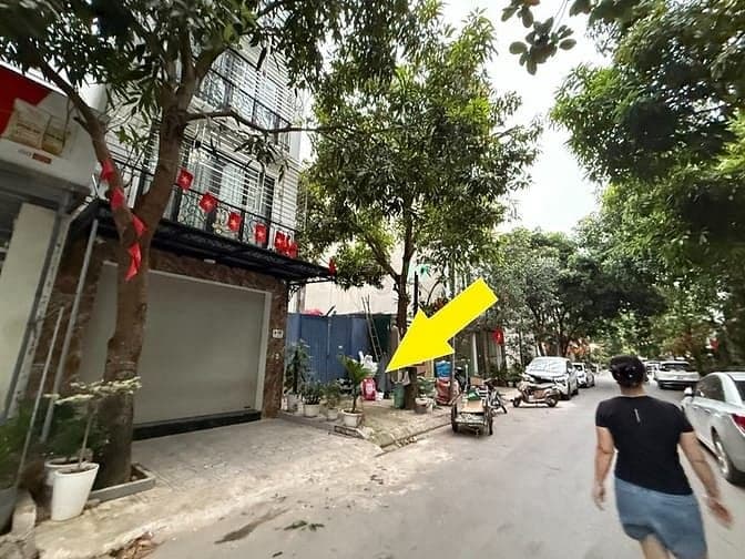 Bán Gấp Lô Đất Vàng 83 m2 -Gần Cổng KCN, Sát Biển Hải Xuân -Chỉ 1,61 T